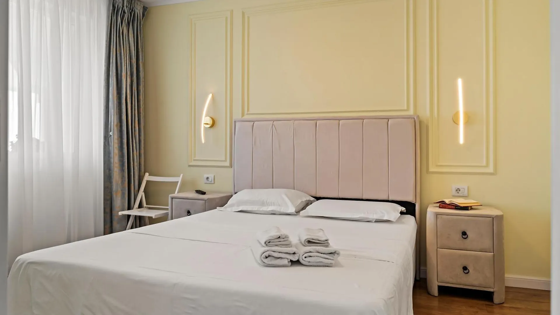 Apartament De Lux Moghioros Park Bucharest 0*,  Romania