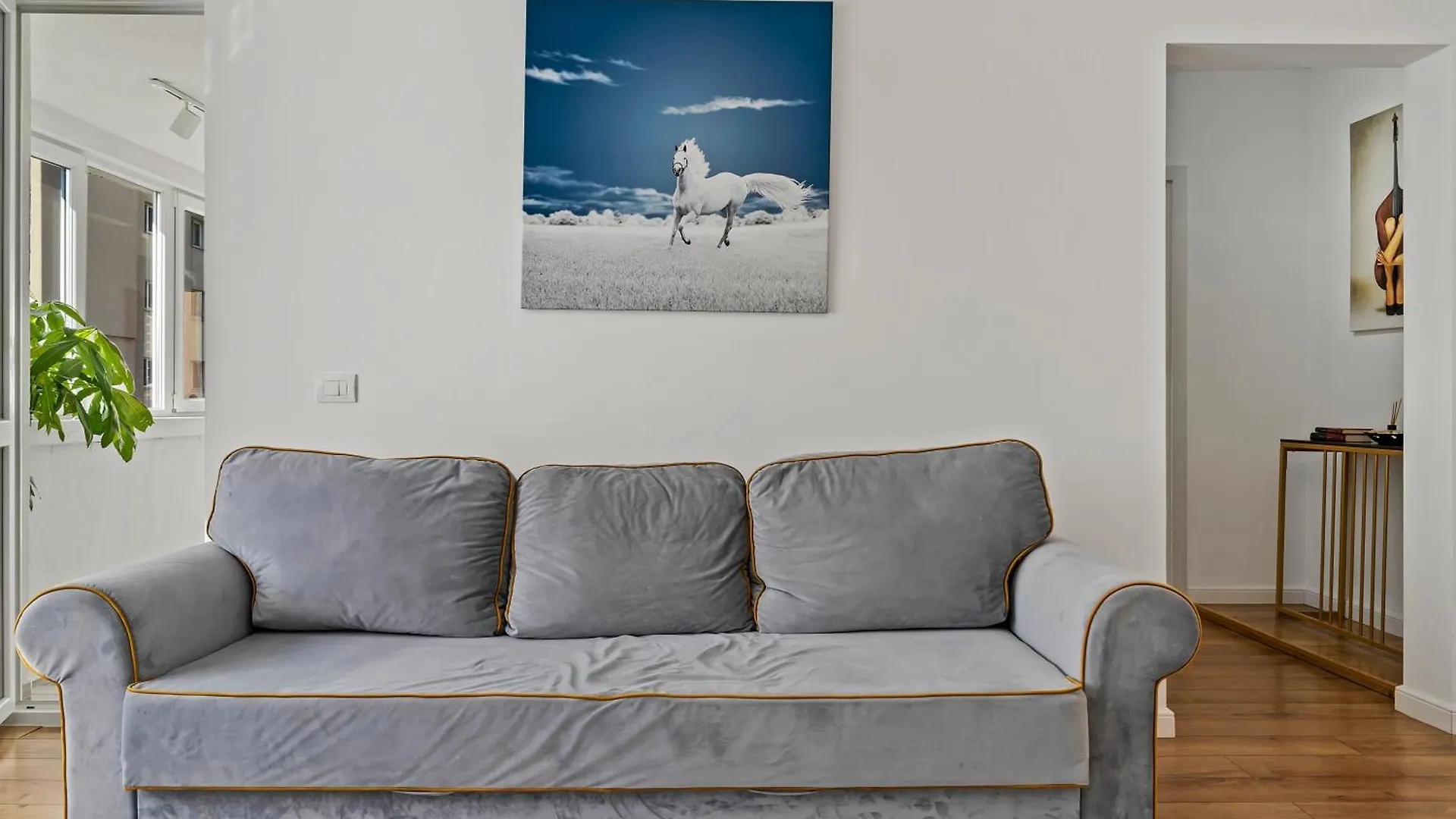 Apartament De Lux Moghioros Park Bucharest Romania